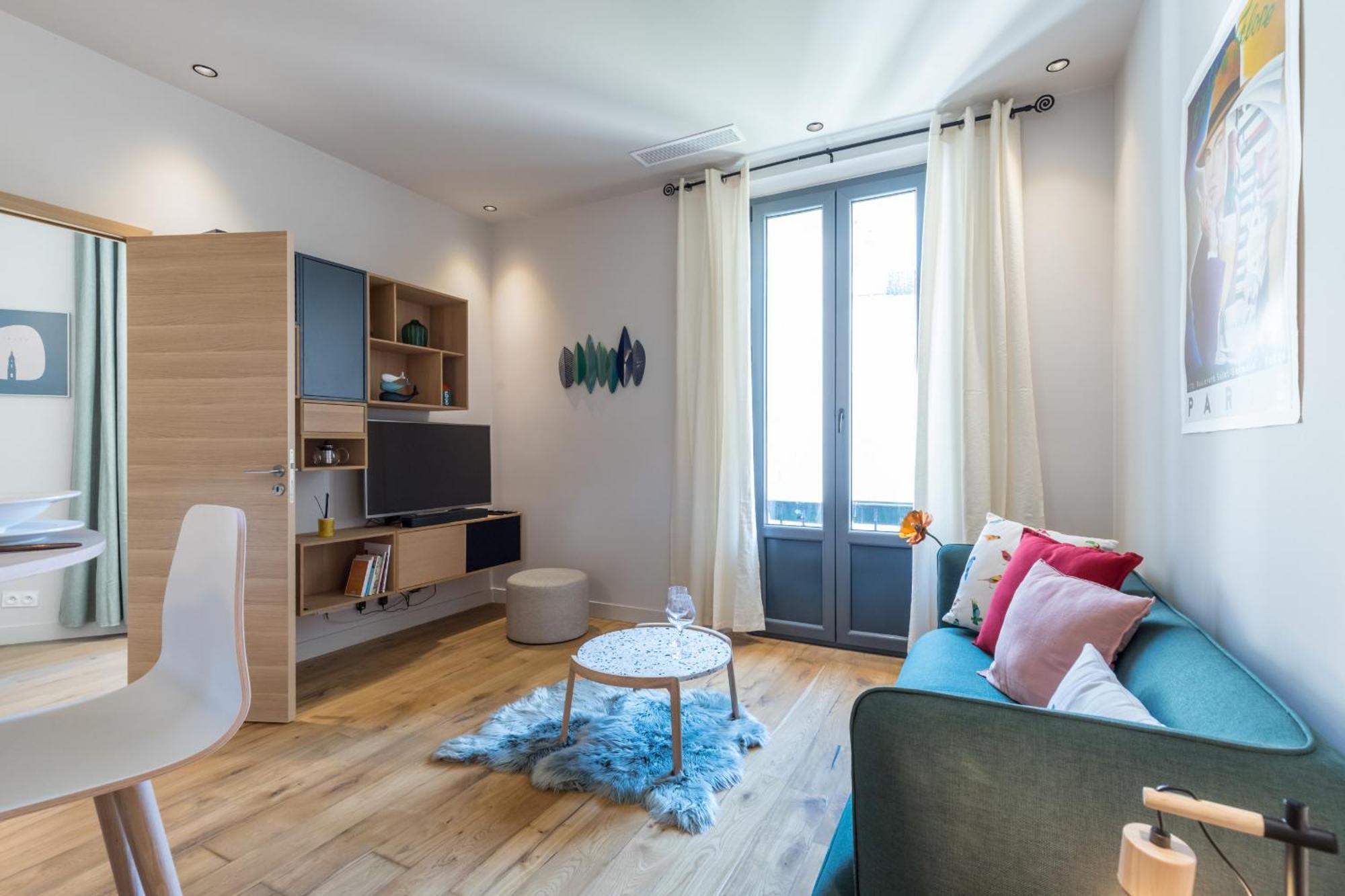 Refined & Cozy 1 Bedroom Downtown Nice Exterior photo
